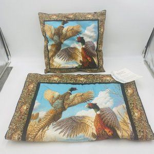 Springs Fabrics Pheasant Hollow Wall Hanging and Matching Throw Pillow